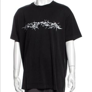 NOT FOR SALE ❌❌❌ Givenchy Mens Logo-Print Distressed Cotto T-Shirt Size: M